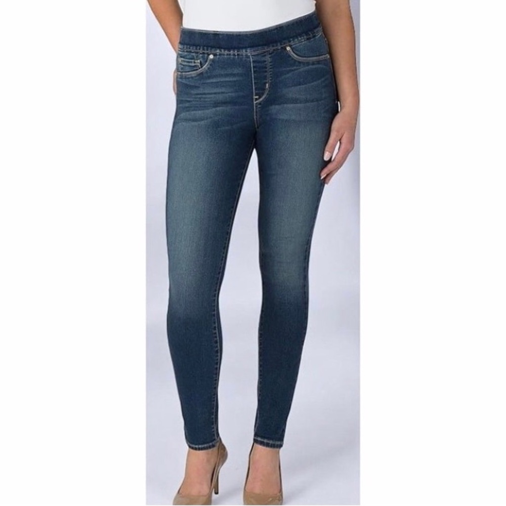 Signature by Levi Strauss Gold  Jeans /Jeggings Totally Shaping Pull On Skinny M